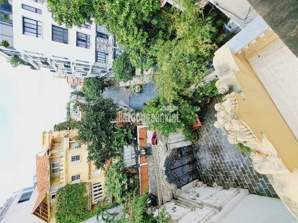 BIỆT THỰ MẶT TIỀN BÀNH VĂN TRÂN – P.7, Q. TÂN BÌNH