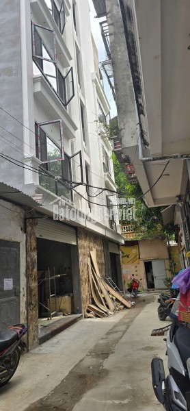 Bán nhà ngõ 163 Đại Mỗ, 70m2 x 5 tầng, 2 mặt ngõ thoáng trước sau, 8 phòng ngủ, miễn TG