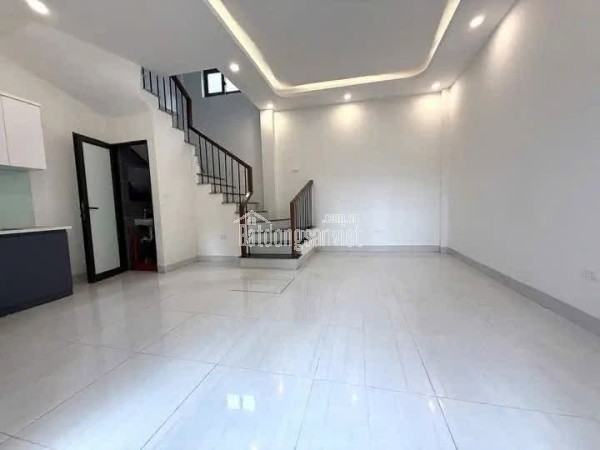 🏡 CHO THUÊ NHÀ NGUYÊN CĂN TẠI Ô CÁCH – 30M² x 5 TẦNG – 3PN  🏡