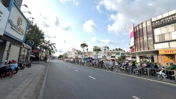 GIẢM 1 TỶ - MẶT TIỀN KHU VIP SIÊU ĐẸP - Nguyễn Oanh & Phan Văn Trị - Khu kinh doanh đông đúc