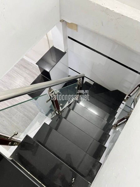 NHÀ BTCT MẶT TIỀN HẺM THÔNG TÔ KÝ  7 TỶ GIẢM MẠNH CÒN 5 TỶ 5