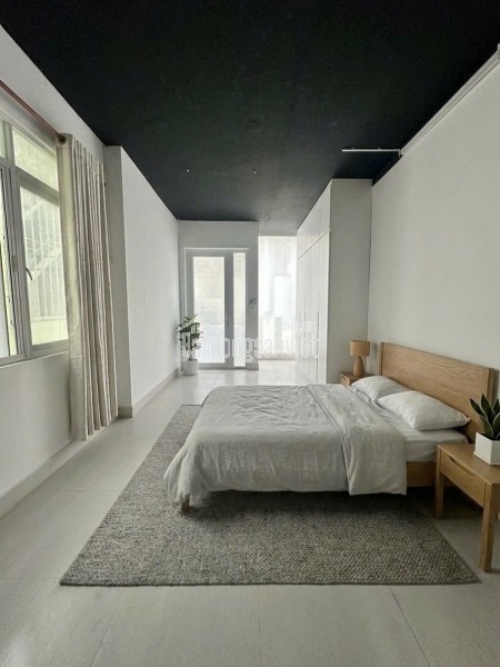 Bán nhà Q10 Tô Hiến Thành- 5 tầng 50m2- giảm mạnh còn 9.9 tỷ. Trí: 0967638168