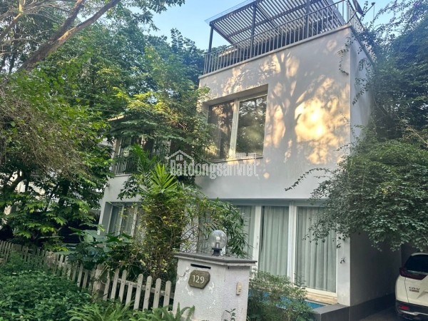 Chủ vào SG cần chuyển nhượng gấp Biệt Thự 185m2, 4 tầng, cây xanh bóng mát quanh năm chỉ 4x tỷ