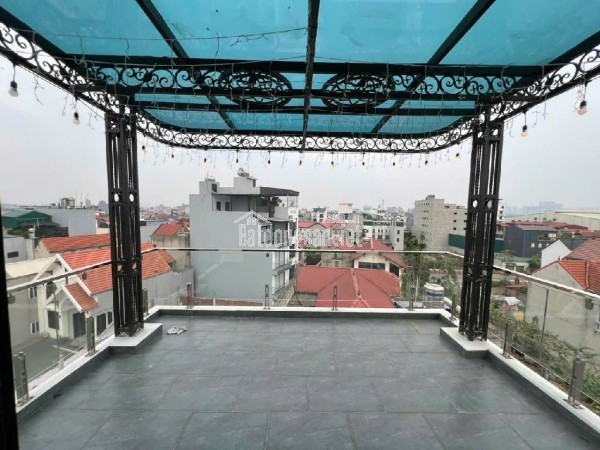Giảm 4 tỷ mặt phố Cổ Linh toà văn phòng mt 12m dt 130m2 4 tầng kinh doanh cao cấp