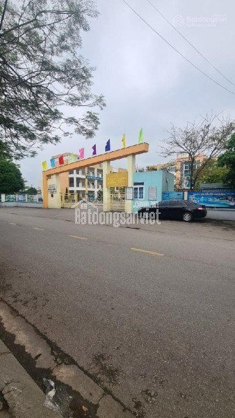 Giảm 4 tỷ mặt phố Cổ Linh toà văn phòng mt 12m dt 130m2 4 tầng kinh doanh cao cấp