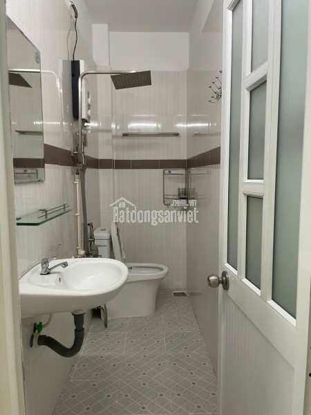 Bán nhà Phú Nhuận - hẻm xe hơi Phan Xích Long - DT 45m2 giá chỉ 6.2 tỷ