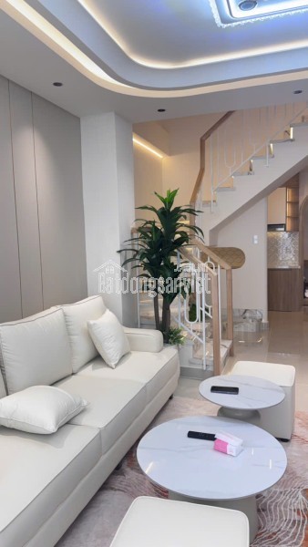SÁT TRỤC LẠC LONG QUÂN ÂU CƠ - HXH THÔNG - NGANG 4.3M - MỚI TINH - CÓ PN TRỆT - GIÁ 8.5 TỶ