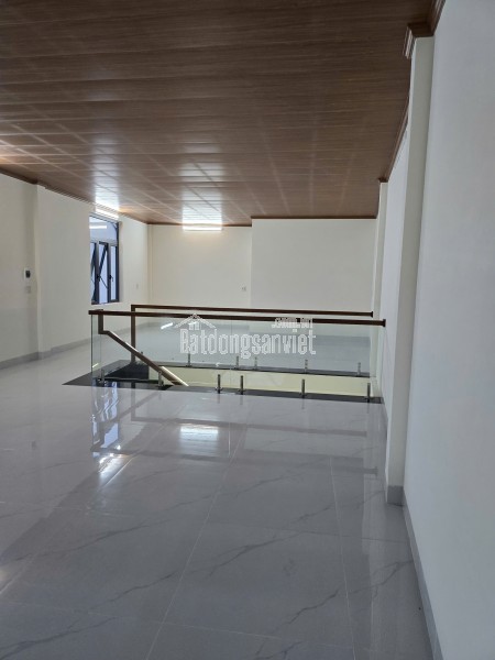 CHÍNH CHỦ BÁN NHÀ 2 MẶT TIỀN NGUYỄN TẤT THÀNH - TP. HUẾ (NỞ HẬU, KO NGẬP)