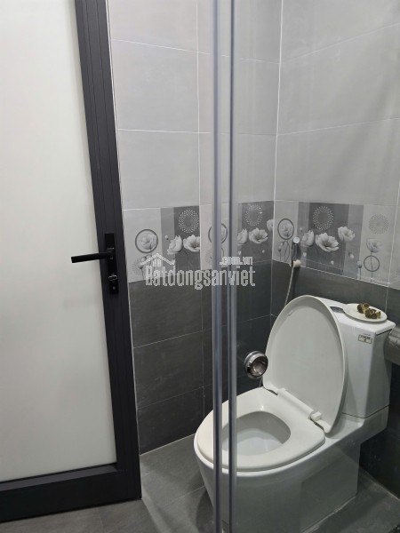 CHÍNH CHỦ BÁN NHÀ 2 MẶT TIỀN NGUYỄN TẤT THÀNH - TP. HUẾ (NỞ HẬU, KO NGẬP)