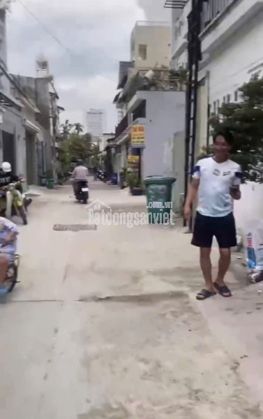 HOT HOT – CHÍNH CHỦ CẦN BÁN NHÀ PHỐ TẠI P. Tân Thới Hiệp,Quận 12. TP. Hồ Chí Minh