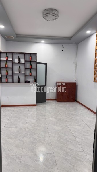 CHO THUÊ MẶT BẰNG ĐƯỜNG KÍNH DƯƠNG VƯƠNG 460m2  LÀM VĂN PHÒNG, GARAGE OTO,...