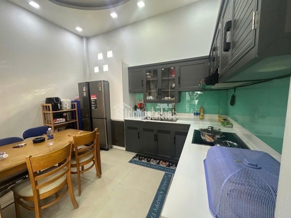 Bán nhà 75m2 đường Số 9, Phường Linh Xuân, Thủ Đức, TP HCM, 3PN, giá chỉ 2.5 tỷ.