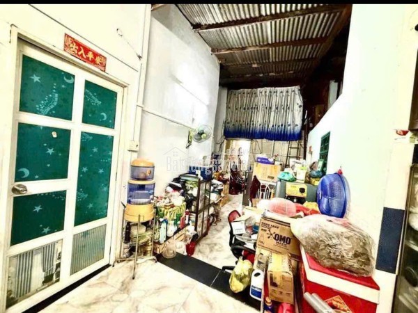 Bán nhà hẻm 2m gần chợ Bà Chiểu 1 trệt 1 gác lửng thuận tiện xây mới