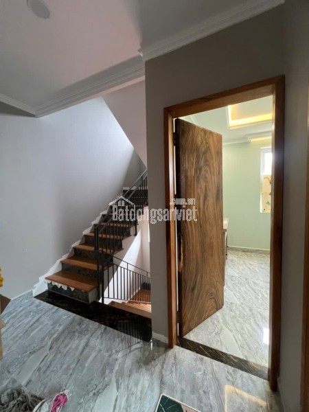BIỆT THỰ 3 MẶT TIỀN VIEW HỒ 3 TẦNG - 120m2 - SHR