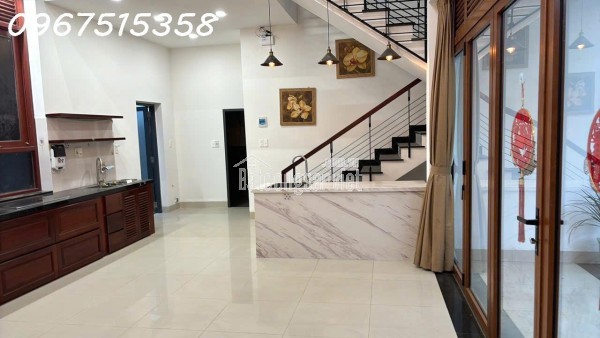 BÁN NHÀ 15M MẶT TIỀN- TRUNG TÂM VĨNH PHƯỚC -SẴN 10 PHÒNG TRỌ, DÒNG TIỀN 30TR/THÁNG