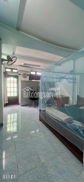 Bán nhà  đường Số 13, Long Bình, Q.9, TP HCM. DT 211m2, 3 tầng, SHR, giá 13.4 tỷ.