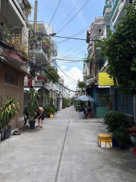 CHỈ 5.68 TỶ  SỞ HỮU NGAY NHÀ HXH LẠC LONG QUÂN, P.3, QUẬN 11