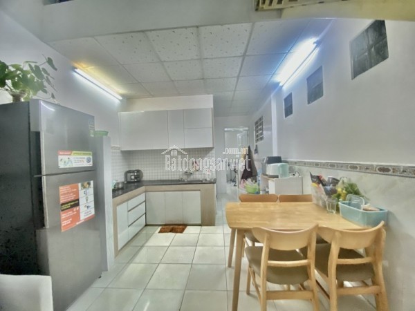 Bán nhà 3 tầng, 120m2,  đường Số 10, Linh Xuân, Thủ Đức, TP HCM,  sổ hồng riêng. Giá 7,38 tỷ.