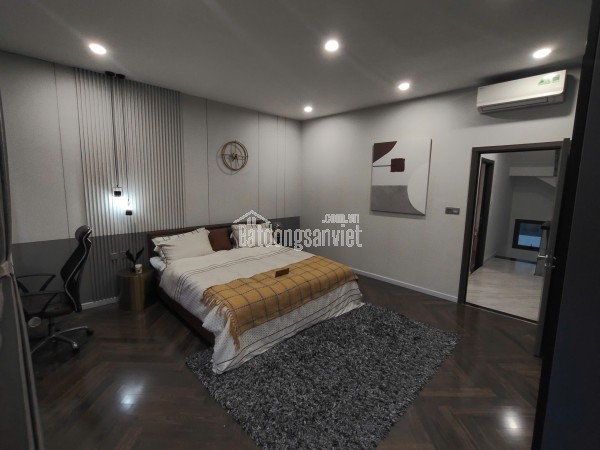 HOT HOT – CẦN BÁN GẤP  NHÀ PHỐ NGÃ TƯ MIẾU ÔNG CÙ, Phường Thuận Giao, TP. Thuận An, Bình Dương.
