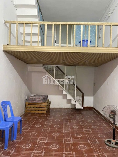 CHO THUÊ NHÀ NGUYÊN CĂN GẦN PHẠM VĂN ĐỒNG – GIÁ CHỈ 5,5 TRIỆU/THÁNG