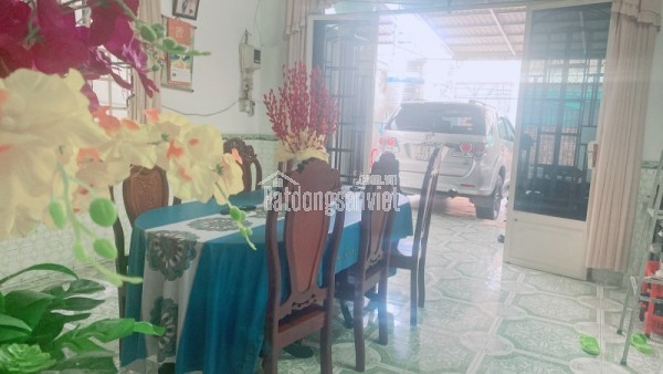 Bán nhà 3 tầng đường Số 4, Trường Thọ, Thủ Đức, TP HCM. DT  62m2. Giá 5,99 tỷ, sổ hồng riêng.