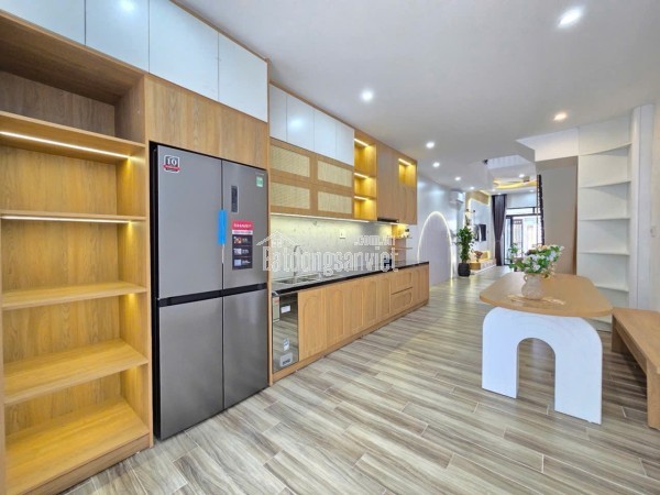 BÁN VILLA SIÊU ĐẸP – DÒNG TIỀN ỔN ĐỊNH 50TR/THÁNG – TRUNG TÂM SƠN TRÀ, ĐÀ NẴNG