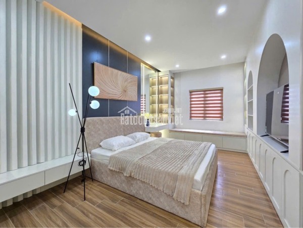 BÁN VILLA SIÊU ĐẸP – DÒNG TIỀN ỔN ĐỊNH 50TR/THÁNG – TRUNG TÂM SƠN TRÀ, ĐÀ NẴNG