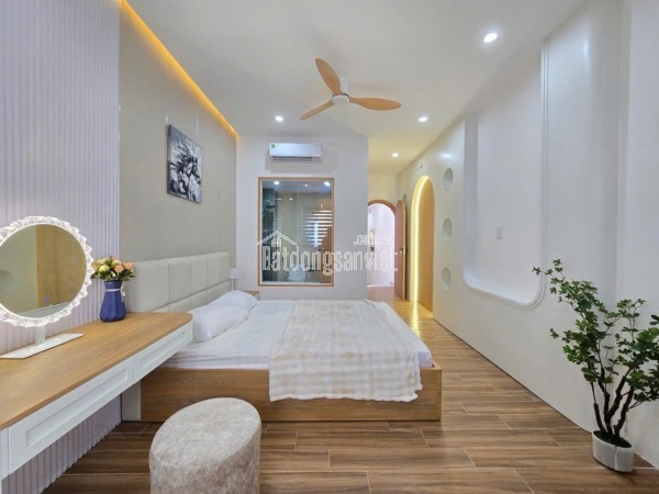 BÁN VILLA SIÊU ĐẸP – DÒNG TIỀN ỔN ĐỊNH 50TR/THÁNG – TRUNG TÂM SƠN TRÀ, ĐÀ NẴNG