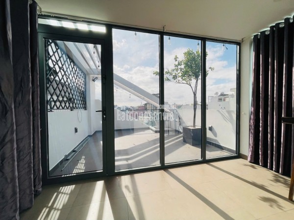 GIẢM NGAY 300 TRIỆU – NHÀ ĐẸP GÒ VẤP – Ô TÔ NGỦ TRONG NHÀ – GIÁ MỚI 9,5 TỶ