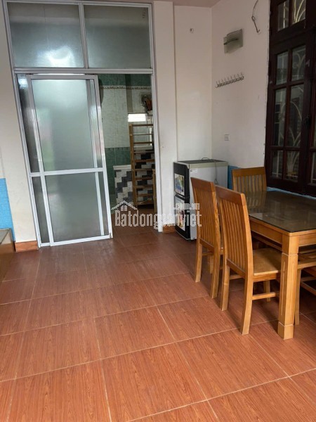 CHO THUÊ PHÒNG 40M² – KHÉP KÍN, ĐẸP, THOÁNG – GẦN BẾN XE GIÁP BÁT HOÀNG MAI HÀ NỘI