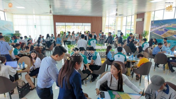 Vị trí tọa lạc 2 mặt tiền đường ĐT 741 (Quốc lộ 14) và đường cao tốc TPHCM - Thủ Dầu Một - Chơn