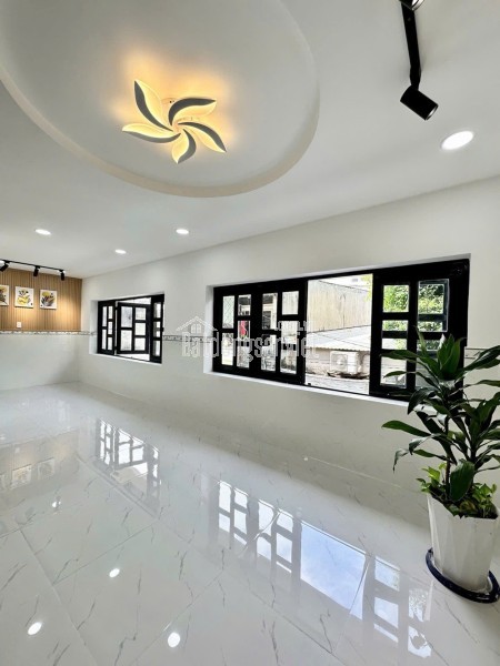 Nhà 3 Tầng mới đẹp - Ngang đẹp 8m sát mặt tiền Mã Lò - Đường Số 2 - Đường Số 4 HCM,BT 3 Tầng 1 trệt