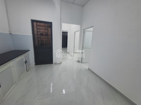 Bán nhà 4 tầng 138m2 đường Tam Bình, Phường Tam Bình, Thủ Đức, TP HCM, sổ hồng riêng, giá 7.39 tỷ.