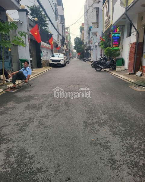 BÁN GẤP NHÀ HXH CỘNG HÒA P.13, TÂN BÌNH, CHỈ 2,8 TỶ CÒN THƯƠNG LƯỢNG