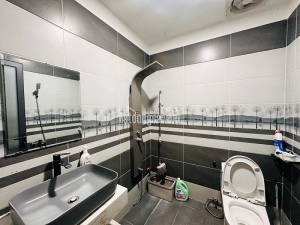 Bán nhà đường Số 8, Long Phước, Quận 9, Thủ Đức, TP HCM. DT 174m2, 4 tầng, sổ hồng riêng, giá 11,7