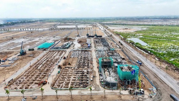Căn Góc Vinhomes Hóc Môn - CK 22.5% - Trả Trước 900Tr Nhận Nhà