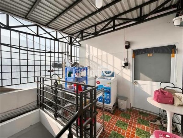 🔥 PHAN XÍCH LONG – HẺM NHỰA Ô TÔ – NHÀ 5 TẦNG CÓ THANG MÁY – 58M²