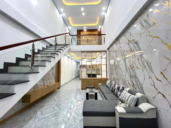 CHỈ 1139 SỞ HỮU NHÀ 1 TRỆT 1 LẦU TẠI BẾN CÁT - BÌNH DƯƠNG