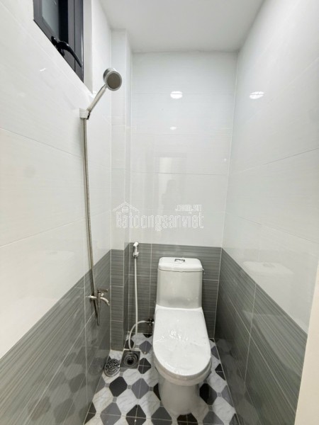 Bán nhà đường Số 85, Hiệp Phú, Thủ Đức, TP HCM. DT 62m2, 2 tầng, giá 5,88 tỷ, sổ hồng riêng,