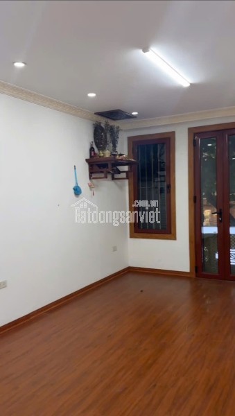 CHÍNH CHỦ CẦN CHO THUÊ PHÒNG 45M² – TÔN ĐỨC THẮNG, Ô CHỢ DỪA ĐỐNG ĐA HÀ NỘI