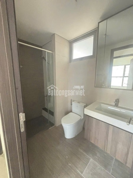 Cho thuê 3PN2WC - 17 triệu/tháng nội thất cơ bản - Celesta Rise