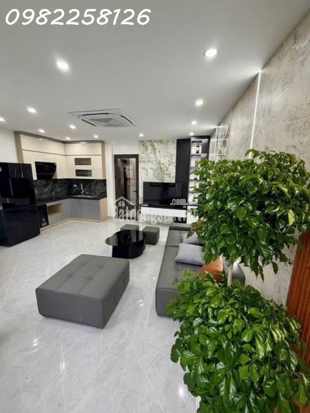 Bán nhà ngõ 158 Nguyễn Văn Cừ .DT 60m2 xây 6 tầng mới 100%.