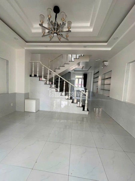 Cho thuê nhà full nội thất sang trọng kqh An Sơn giá 35 triệu tại Đà Lạt Lâm Đồng