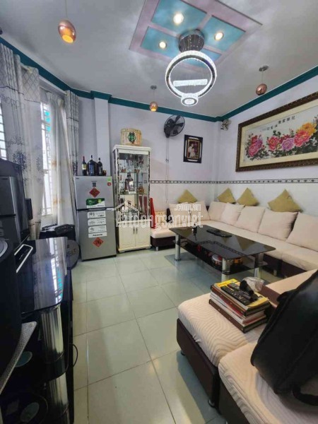 NHÀ ĐƯỜNG LÝ THÁI TỔ NGAY VÒNG XOAY NGÃ BẢY
NHÀ 4 TẦNG 4PN SÂN THƯỢNG VIEW TOÀN TP