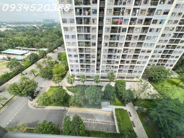 Chính chủ cho thuê căn hộ Vinhomes Grand Park Q.9, 3PN view đẹp, gần Vincom