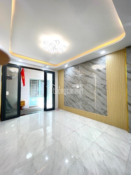 MẶT HẺM XE TẢI Q.8 – 4 tầng BTCT 50M²– 5PN – đỗ oto thoải mái, chỉ hơn 5T