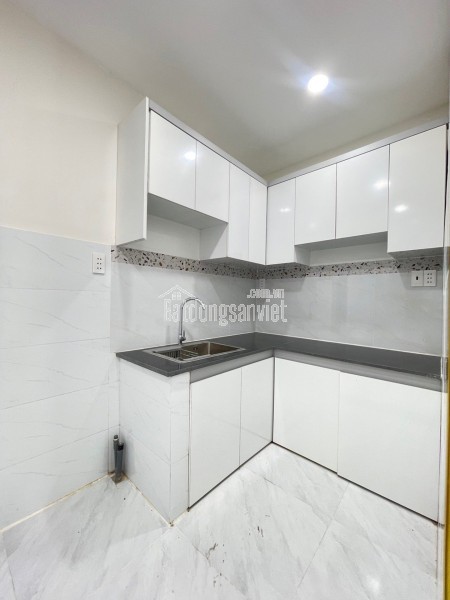 MẶT HẺM XE TẢI Q.8 – 4 tầng BTCT 50M²– 5PN – đỗ oto thoải mái, chỉ hơn 5T