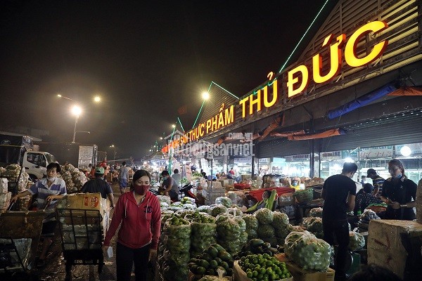 Bán lô đất đối diện công viên sau lưng chợ đầu mới thủ đức, gần ngã tư bình phước