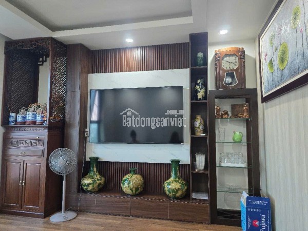 (Siêu Phẩm) Tòa Apartment 64m2 x 18P hồ Linh Quang - Cách hồ và bãi ô tô 30m. Dòng tiền 1,4 tỷ/năm.