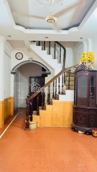 BÁN NHÀ ĐƯỜNG LA THÀNH- GIẢNG VÕ, KINH DOANH TỐT, BA GÁC ĐỖ CỬA, MẶT TIỀN 6M, DT 53.2M2, GIÁ 7.9 TỈ